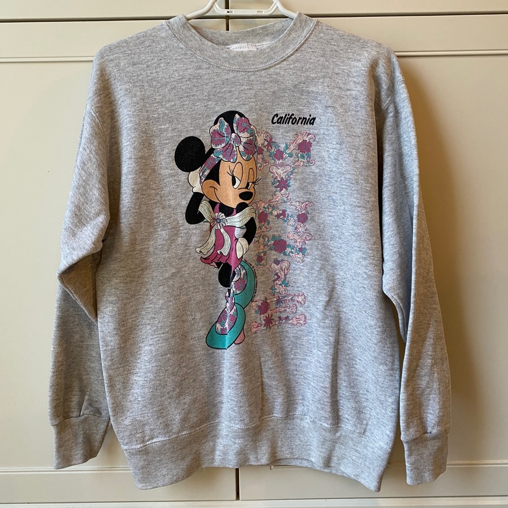 Minnie Mouse sweater